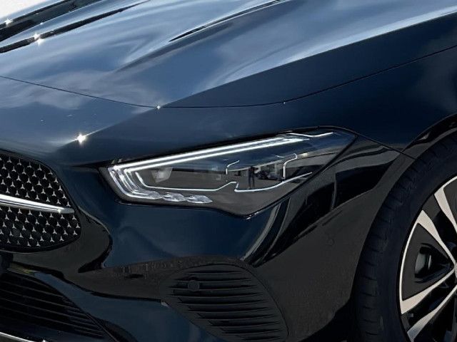 Mercedes-Benz CLA 200 Shooting Brake