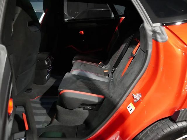 Lamborghini Urus Performante