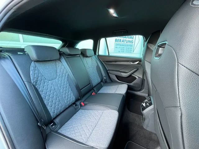 Skoda Octavia 1.5 TSI Combi Sportline