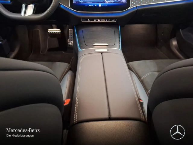 Mercedes-Benz E 200 AMG Line Sedan