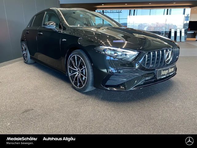 Mercedes-Benz A 35 AMG 4MATIC AMG Line