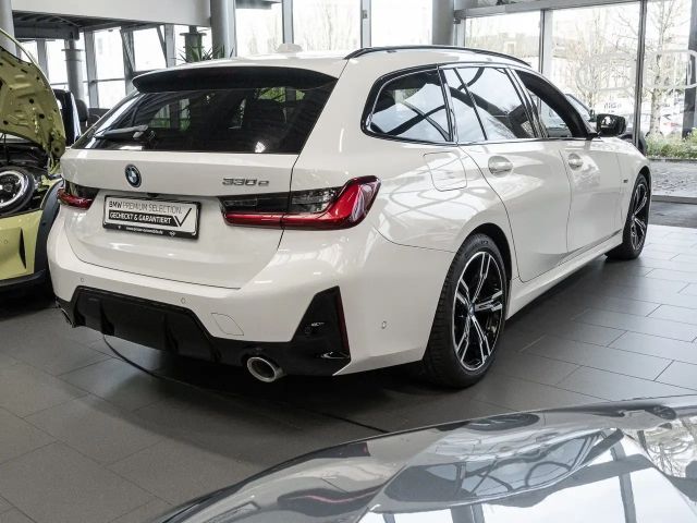 BMW 330 330e M-Sport