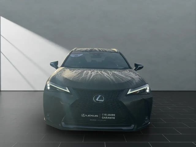 Lexus UX 250h Style Edition