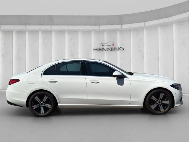 Mercedes-Benz C 180 AVANTGARDE Sedan