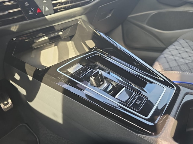 Volkswagen Golf DSG R-Line Variant