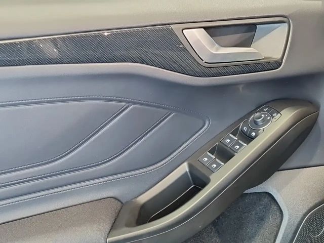 Ford Focus 1.5 EcoBlue ST Line