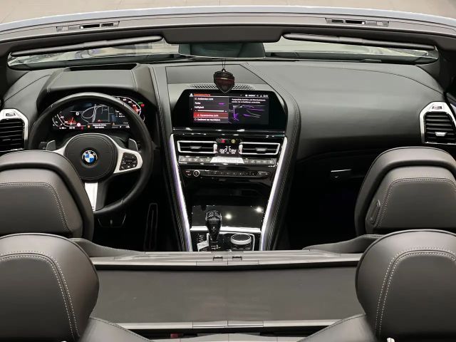 BMW 850 850i Cabrio xDrive