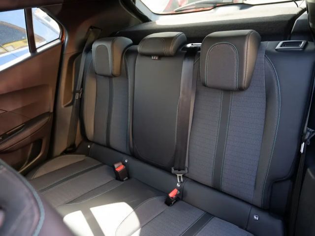 Peugeot 2008 Allure Pack PureTech