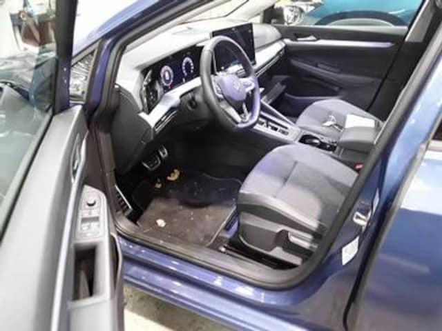 Volkswagen Golf 1.5 eTSI DSG