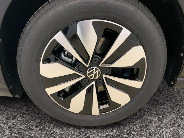 Volkswagen Golf 1.5 eTSI DSG Golf VIII