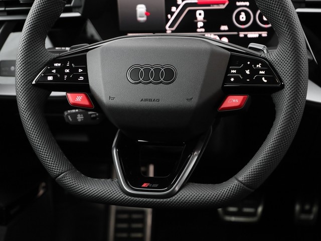 Audi RS3 Quattro S-Tronic Sedan
