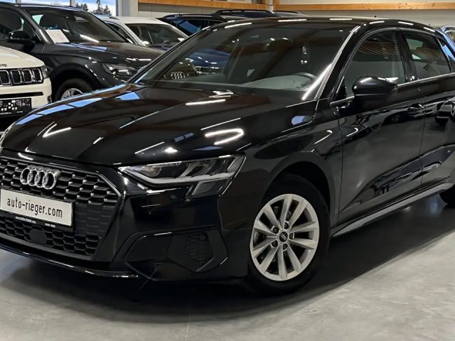 Audi A3 35 TFSI Sedan