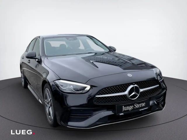 Mercedes-Benz C 200 AMG Line Sedan
