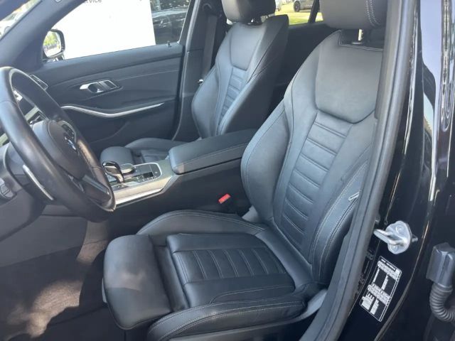 BMW 320 320i M-Sport Touring