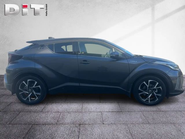 Toyota C-HR Hybride Team D