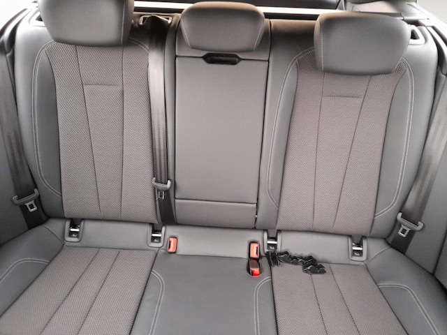 Audi A4 40 TDI Avant S-Tronic