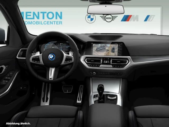 BMW 330 330e M-Sport xDrive