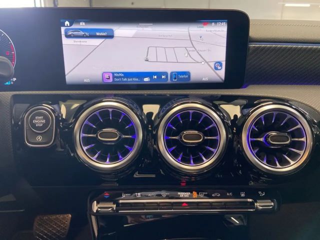 Mercedes-Benz CLA 180 CLA