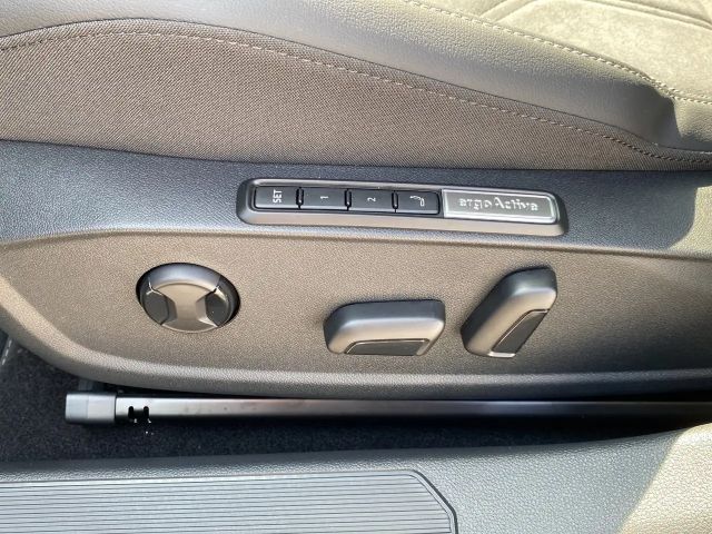 Volkswagen Golf Rabbit TSI