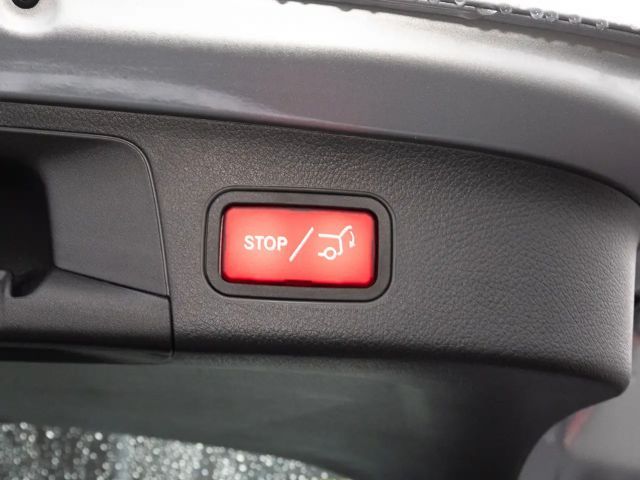 Mercedes-Benz GLA 180 ACC LED Navi SHZ Winterp. Fernlichtass.