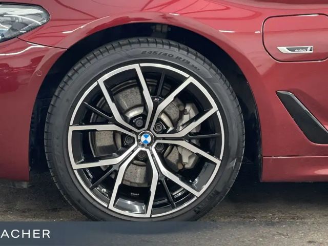 BMW 530 530e M-Sport Sedan