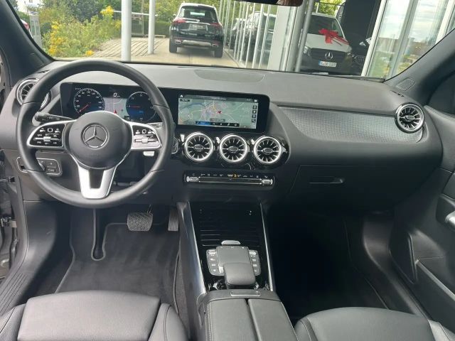 Mercedes-Benz EQA 300 4MATIC