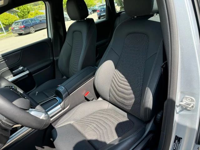 Mercedes-Benz B 180 Totwinkel / Winter-Paket / Kamera /  MBUX