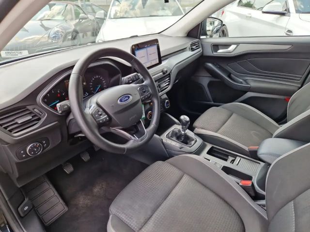 Ford Focus Cool & Connect EcoBoost Wagon