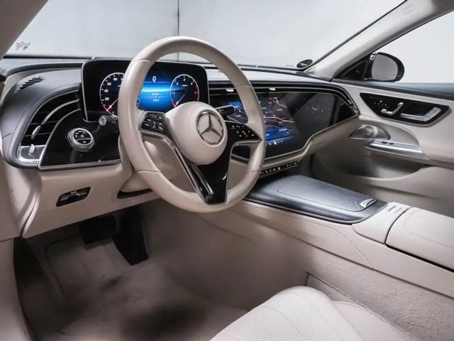 Mercedes-Benz E 220 4MATIC E 220 d Estate