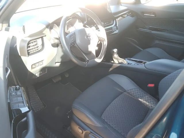 Toyota C-HR Hybride Team D