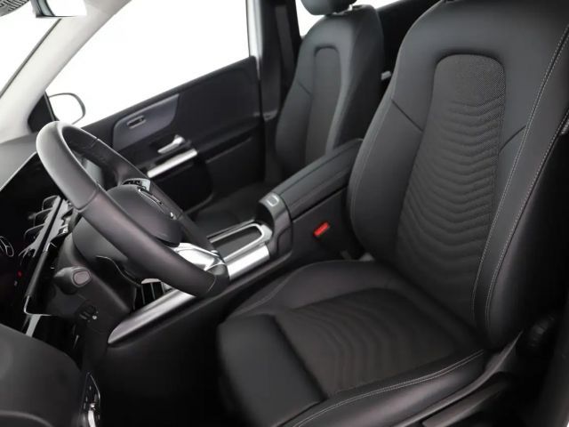 Mercedes-Benz B 200 B 200 d Progressive Sedan