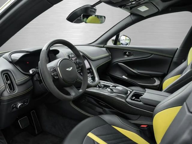 Aston Martin DBX 707