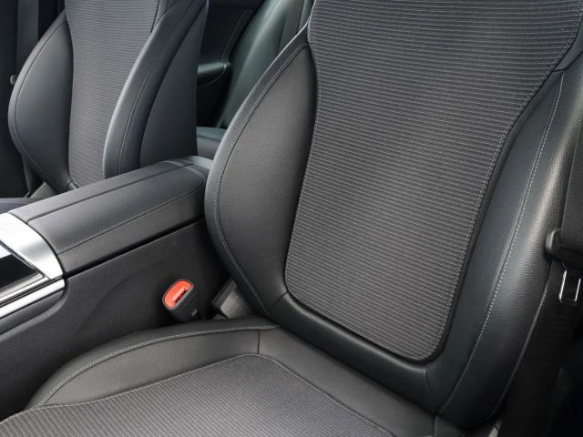 Mercedes-Benz C 200 AVANTGARDE C 200 d Estate