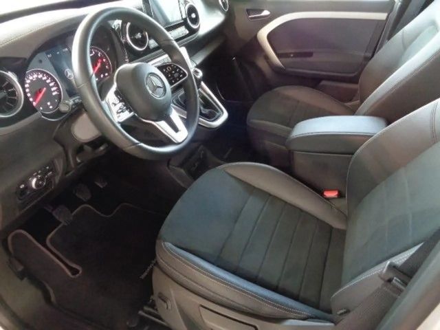 Mercedes-Benz T 180 T 180,NAVI,LED,KAMERA,SPUR,NP:44.349,-EURO