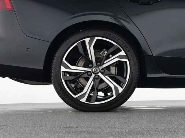 Volvo V60 Dark Geartronic Plus