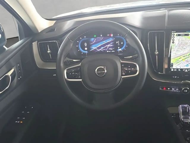 Volvo XC60 AWD Dark Plus