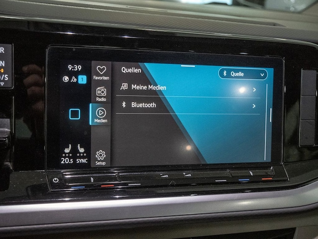 Volkswagen Multivan 2.0 TSI DSG Lang Life T7