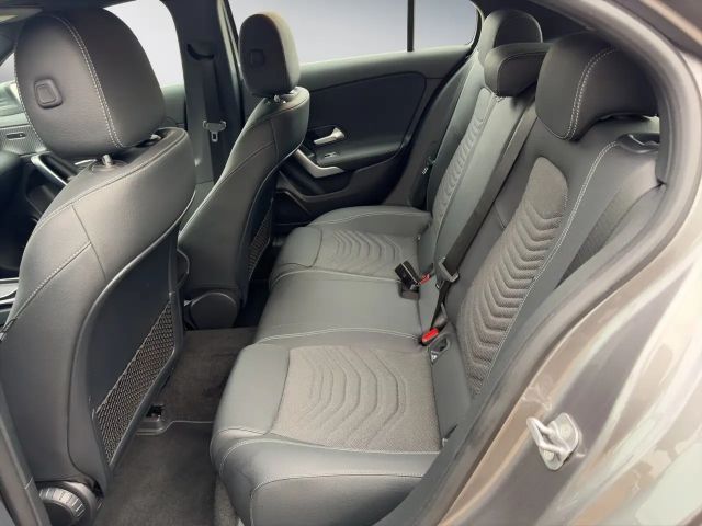 Mercedes-Benz A 180 Progressive