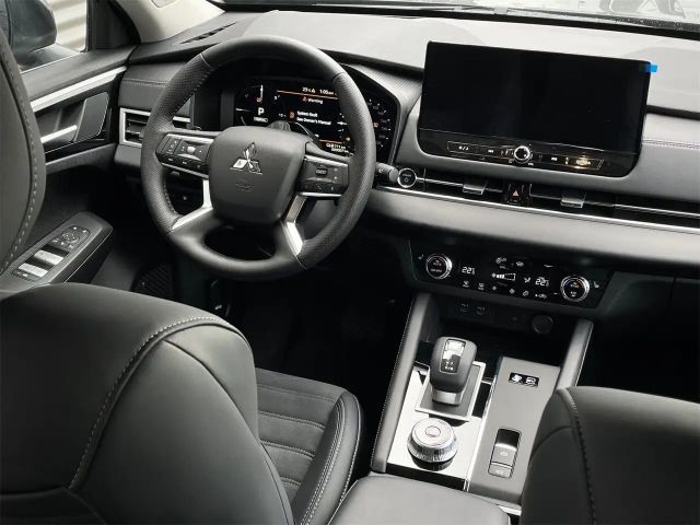 Mitsubishi Outlander 4WD Intense PHEV