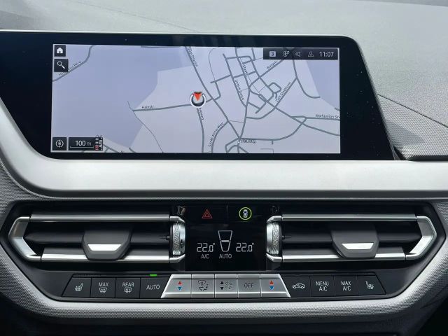 BMW 116 116i 5-deurs Sedan