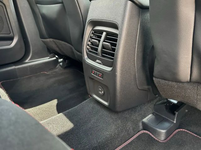 Ford Kuga Plug in Hybrid ST Line X