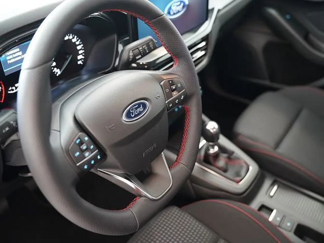 Ford Focus ST Line