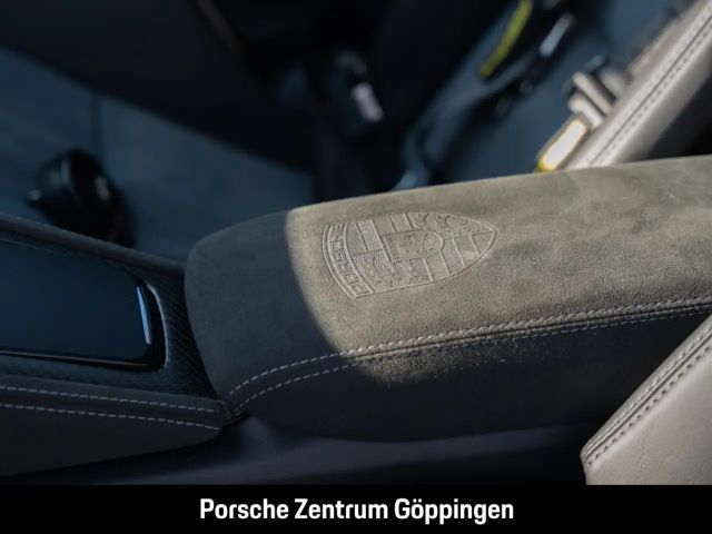 Porsche Cayman 718 Coupé RS