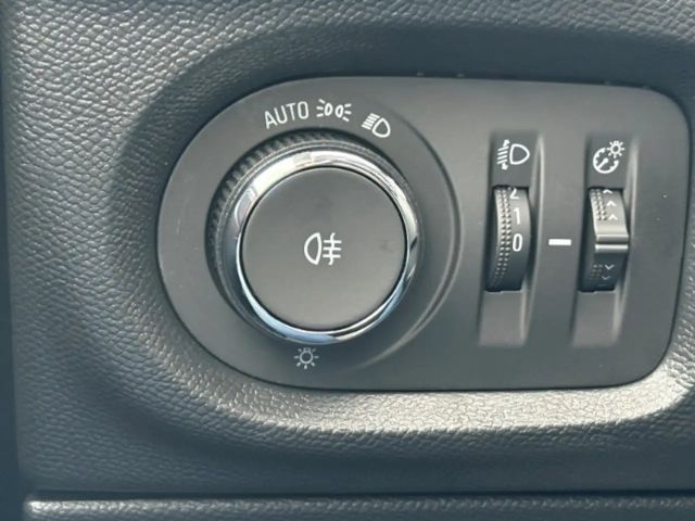 Opel Corsa +Sitz.-&Lenkradheiz.+LED+PDC+Klimaautom.+DAB