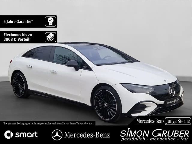 Mercedes-Benz EQE 350 4MATIC AMG Line Sedan