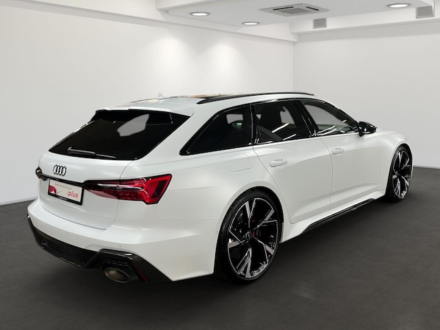 Audi RS6 Avant Quattro