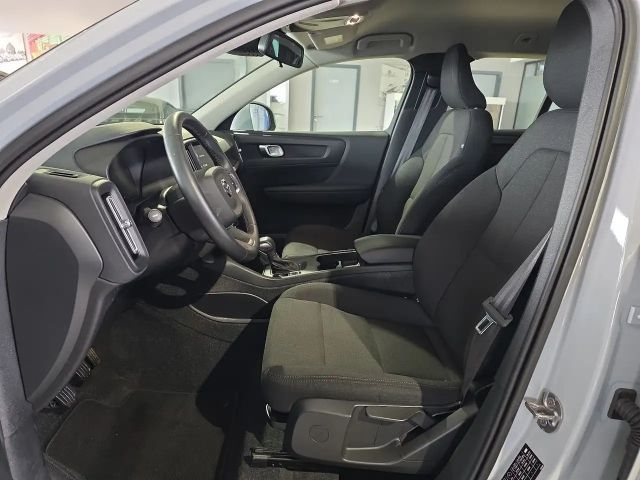 Volvo XC40 Core Momentum