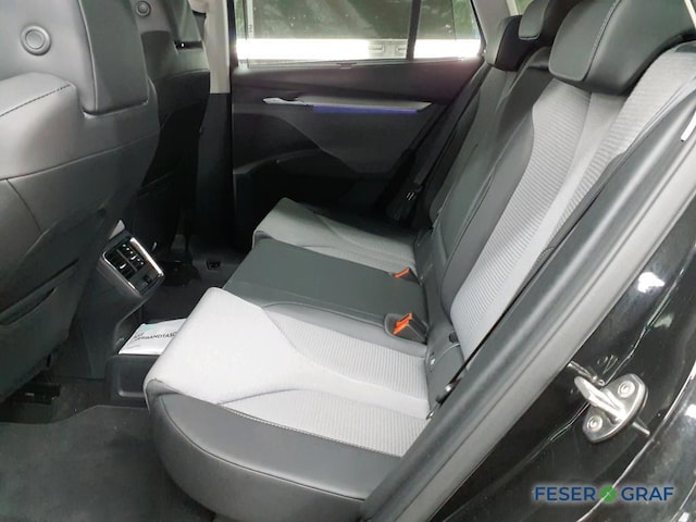 Skoda Enyaq Loft iV 60