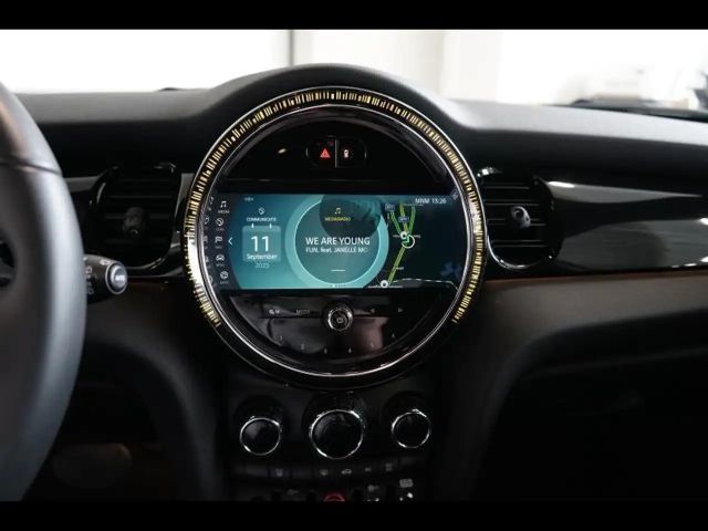 MINI Cooper AUTOMAAT - NAVI - LED