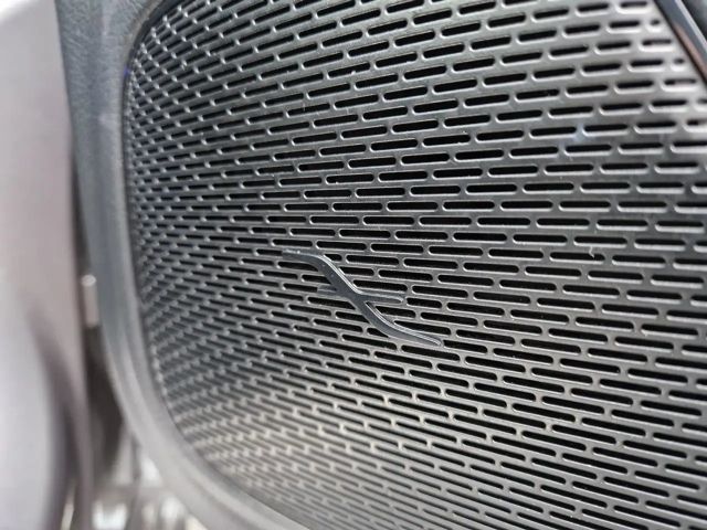 Mercedes-Benz A 180 A 180 d AMG Line